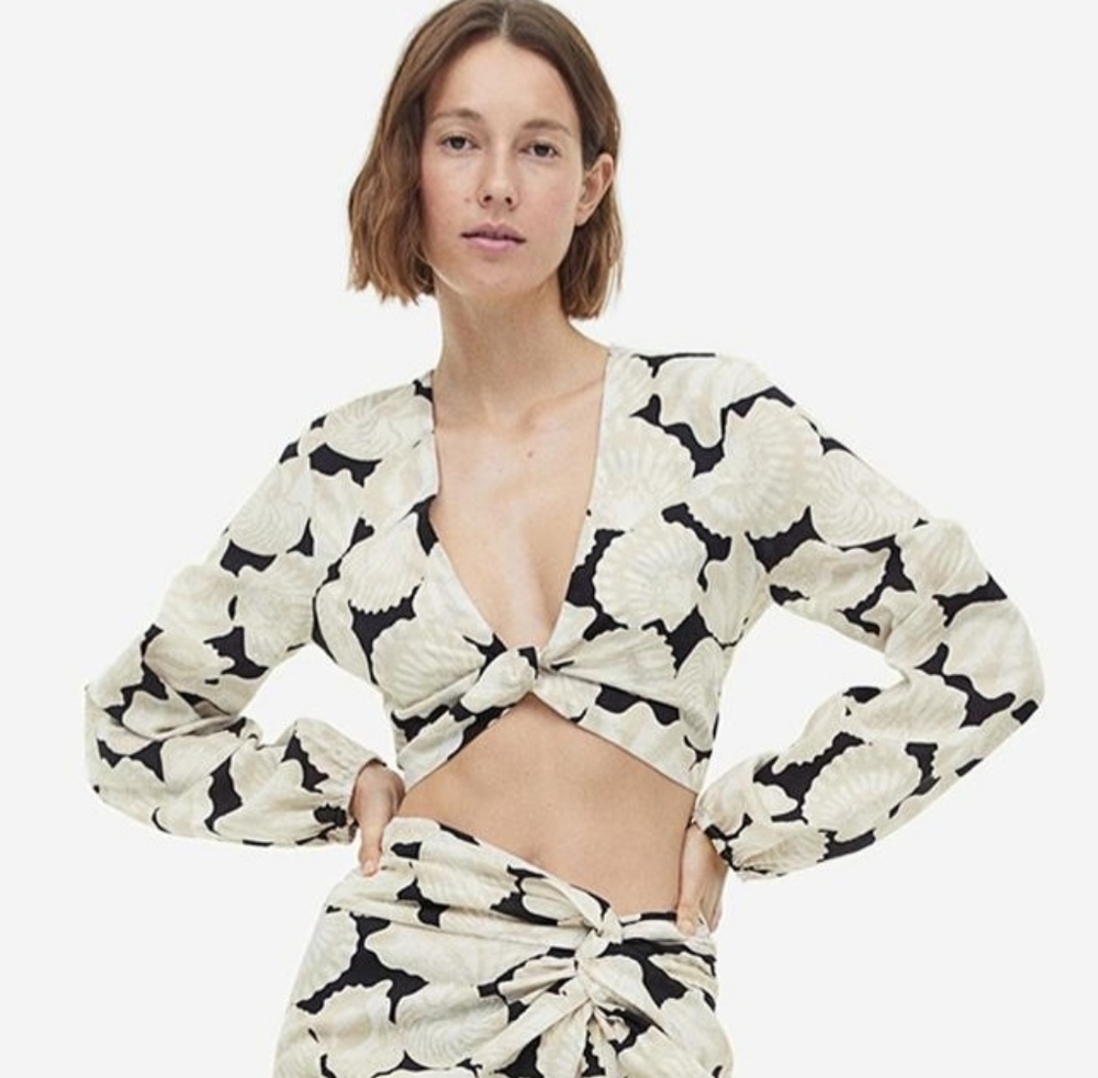 H&M Linen Blend Seashell Top Size S Black /Cream